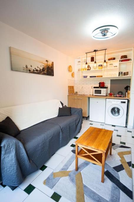 Apt Neuf 300M Plage Netflix Saint-Raphaël Exteriér fotografie